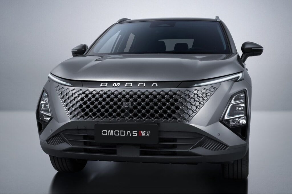 OMODA5 - Diseñado para seducir - 2 sensores delanteros de aparcamiento